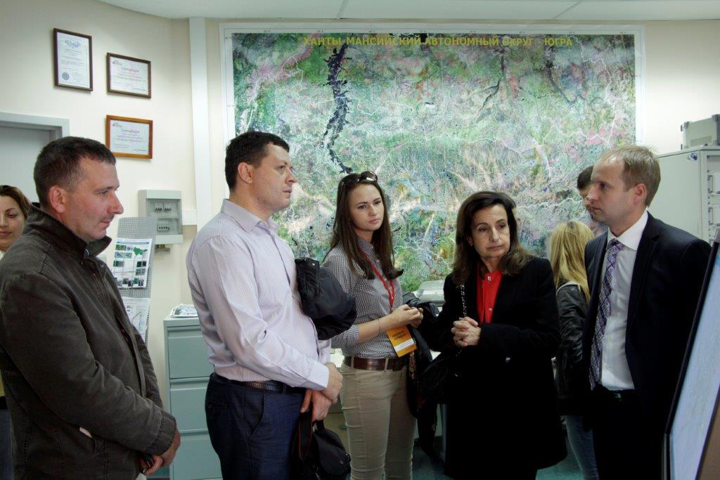 Мировые эксперты  по проблемам сохранения языков посетили ЮНИИИТ