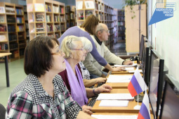 Югорчане продолжают повышать цифровую грамотность в очном формате