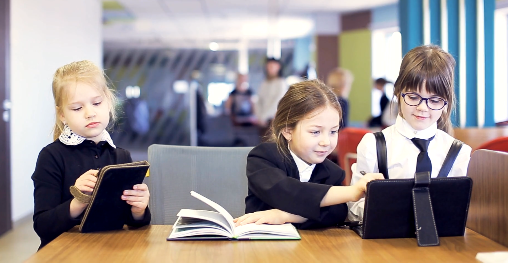 В Ханты-Мансийске обсудили цифровую трансформацию отрасли образования