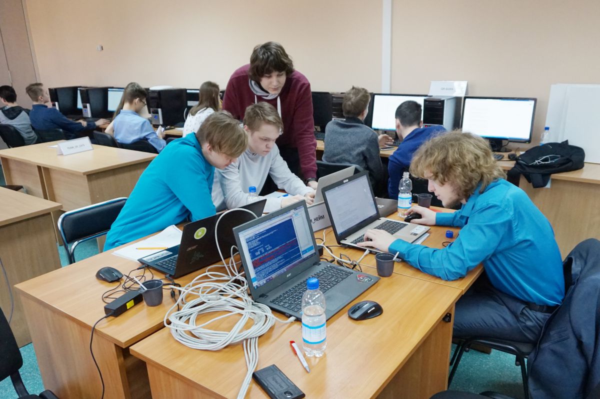 ЮНИИ ИТ организовал площадку QCTF Starter 2018