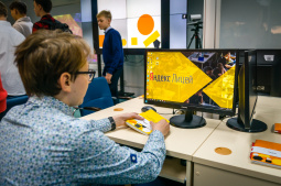 112 югорских школьников закончили первый учебный год в "Яндекс.Лицей"