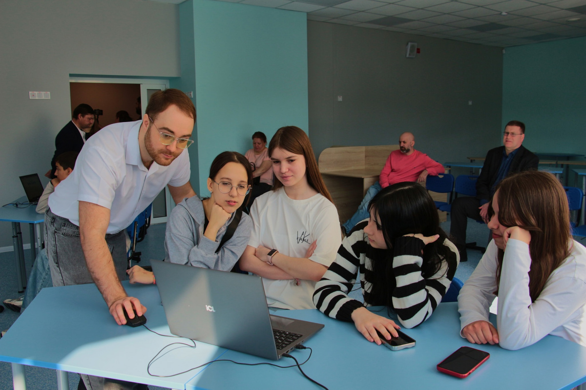  Эксперт ЮНИИИТ принял участие в городском профилактическом форуме «Подумай о себе сегодня!»